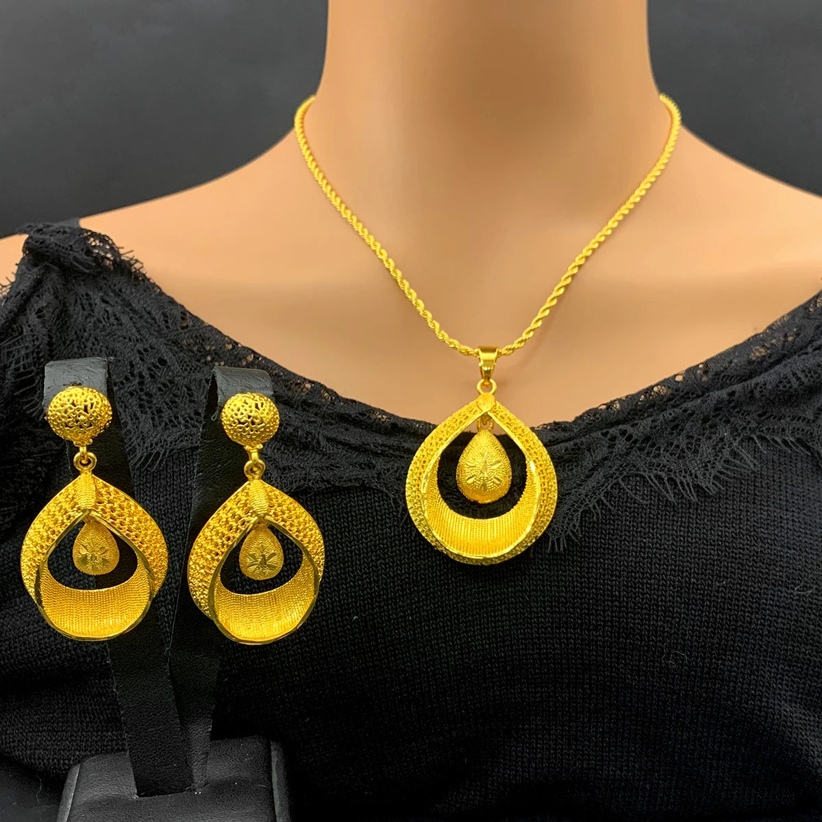 Dubai 24K Gold Plated Necklace Earrings Jewelry Set For Women Droplet African Indian Nigeria Bridal Wedding Party Gift Jewellery