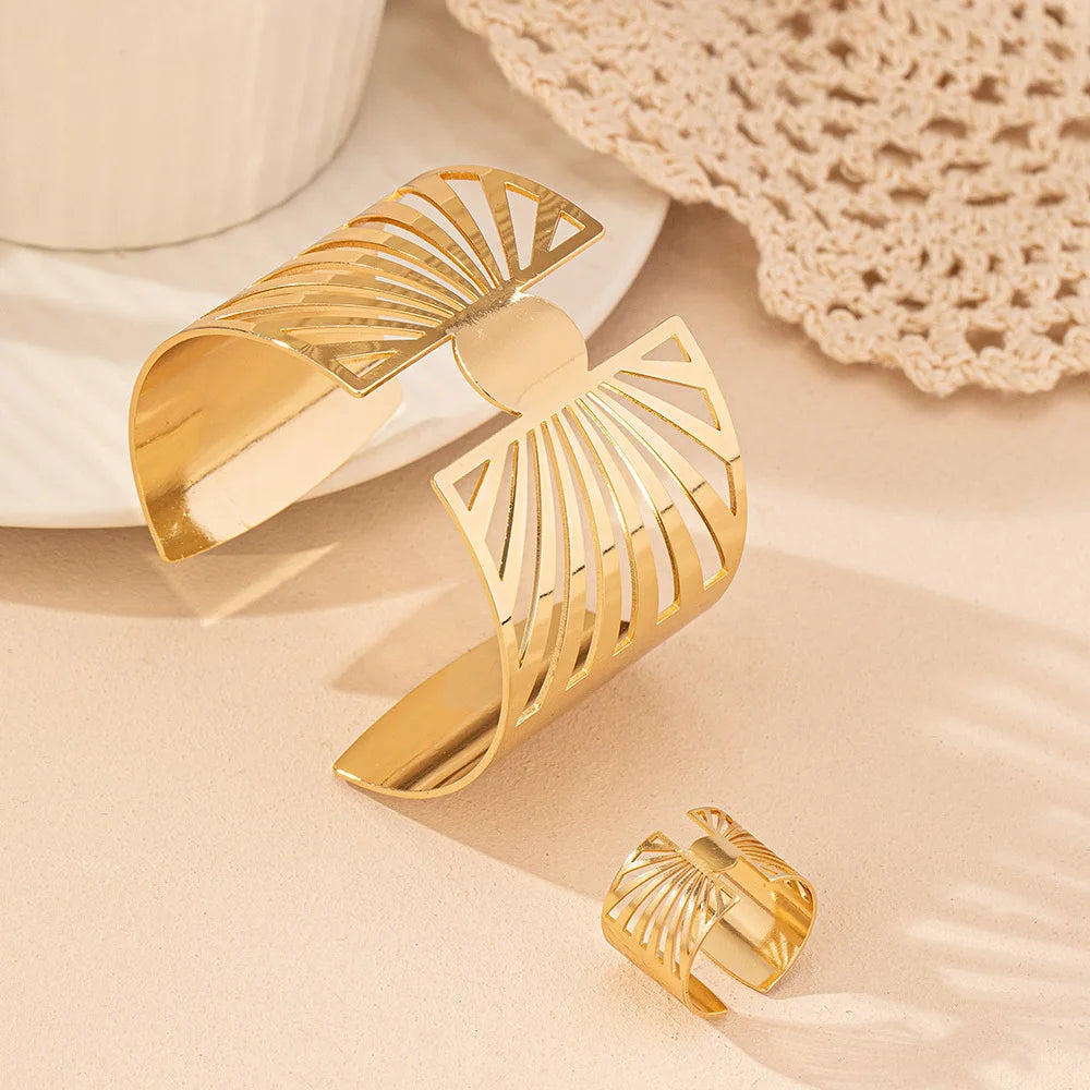 Simple Fashion Irregular Geometric Skeleton Bracelet and Ring Set Jewelry Accessories Hot Sale Party Gift 2024 New Style
