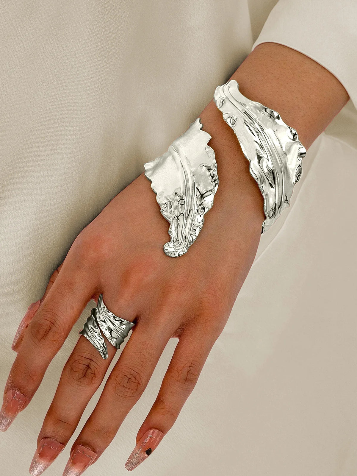 Vintage Fashion Gold Folded Leaf Bracelet Spiral Opening Adjustable Ring Set Women
