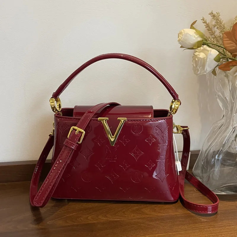 2026 New Women's High-end Bucket Bag Patent Leather Large Capacity Luxury Crossbody Handbag for Commute
