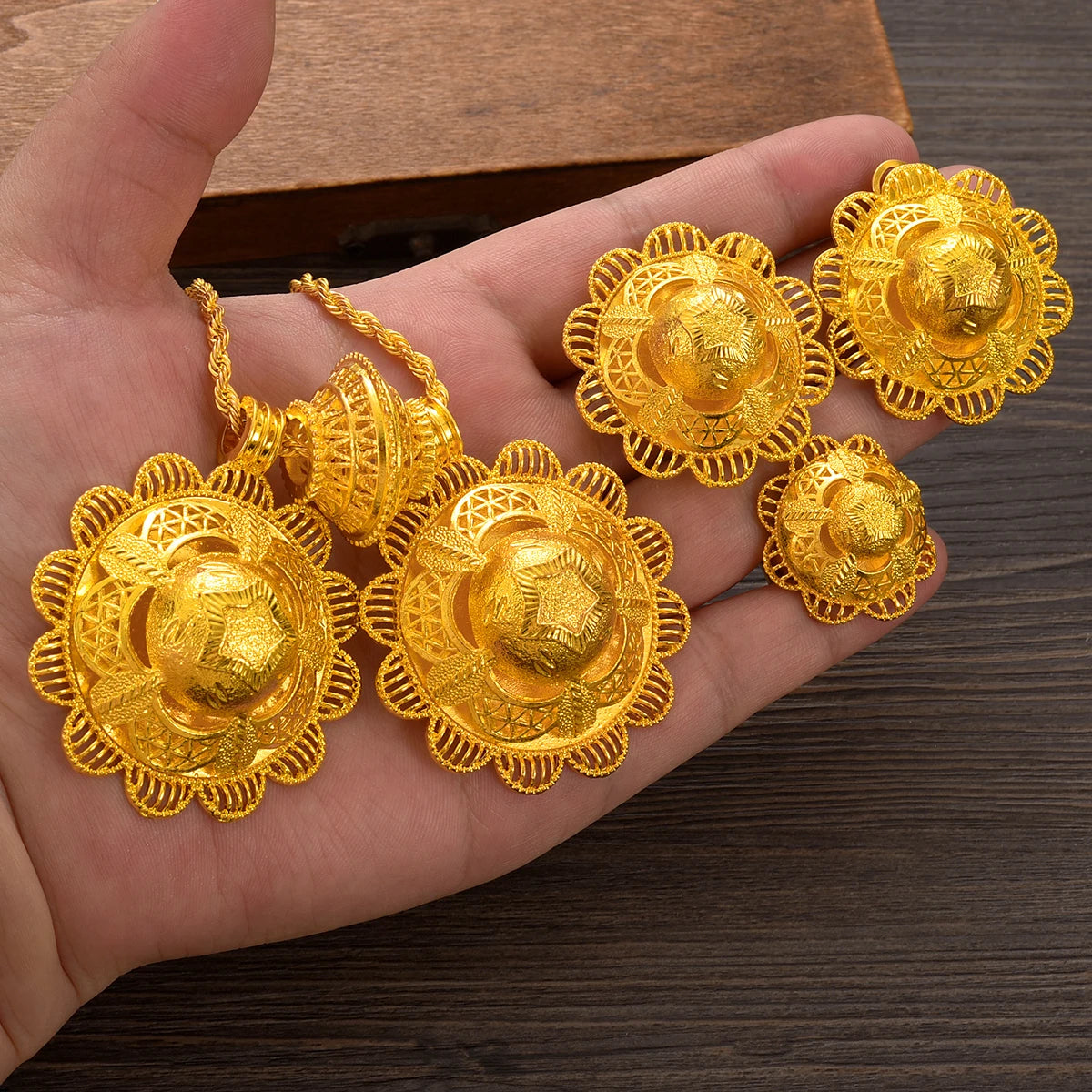 Traditional Eritrean Golden Color Jewelry Set Hollow-out Flower Star Double Pendant 3-Piece Set Ethiopian Wedding Jewelry Gift