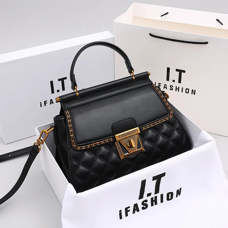 Women's Handbag 2024 New Autumn and Winter High-End Feeling, Light Luxury Diamond Grid Small Square Bag, Shoulder and Crossbody