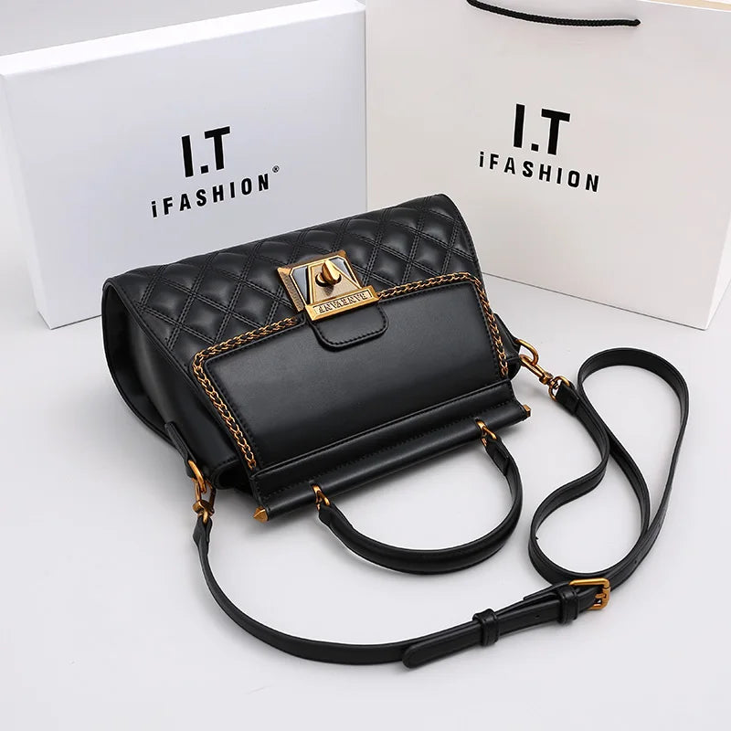 Women's Handbag 2024 New Autumn and Winter High-End Feeling, Light Luxury Diamond Grid Small Square Bag, Shoulder and Crossbody