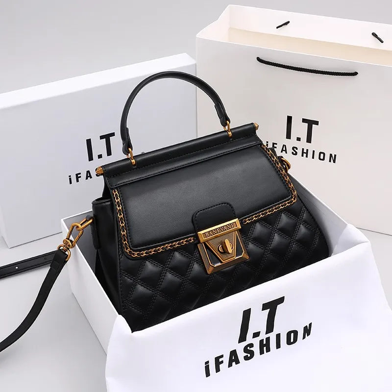 Women's Handbag 2024 New Autumn and Winter High-End Feeling, Light Luxury Diamond Grid Small Square Bag, Shoulder and Crossbody